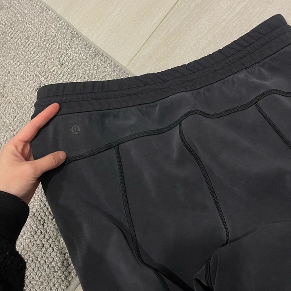 Lululemon softstreme high rise 23.5” inseam straight leg crop black size 10 - Picture 6 of 8